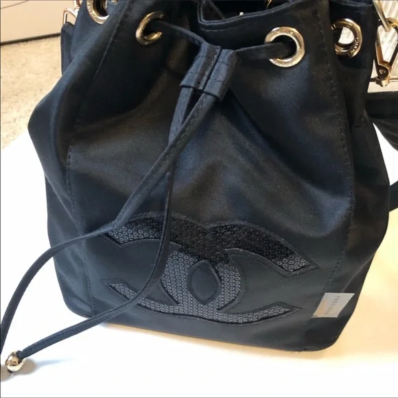 RESERVED FOR DEANA
Chanel “Makeup” Drawstring Bag - Picture 2 of 6